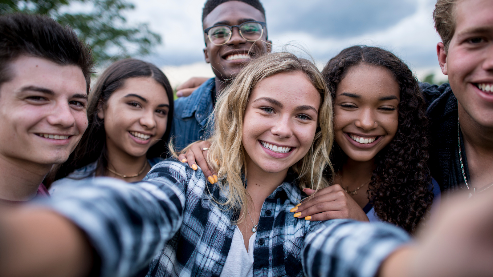 Marketing para la Generación Z: cómo conectar de verdad en 2026 2 Conectando con la Generación Z